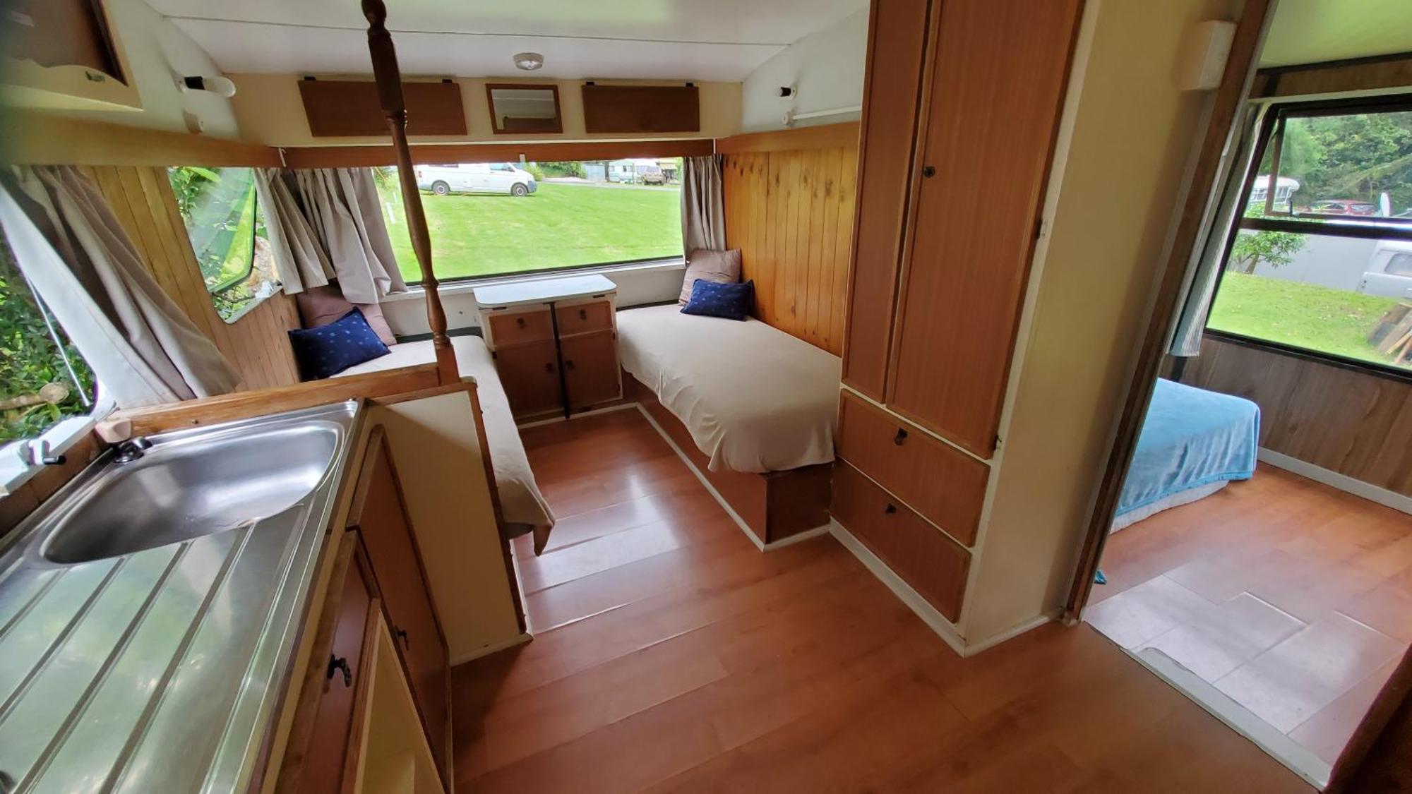 Dickson Holiday Park Thames Rom bilde